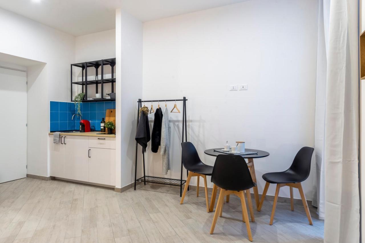 Cool And Stylish City Apartment - Wifi ตรีเอสเต ภายนอก รูปภาพ